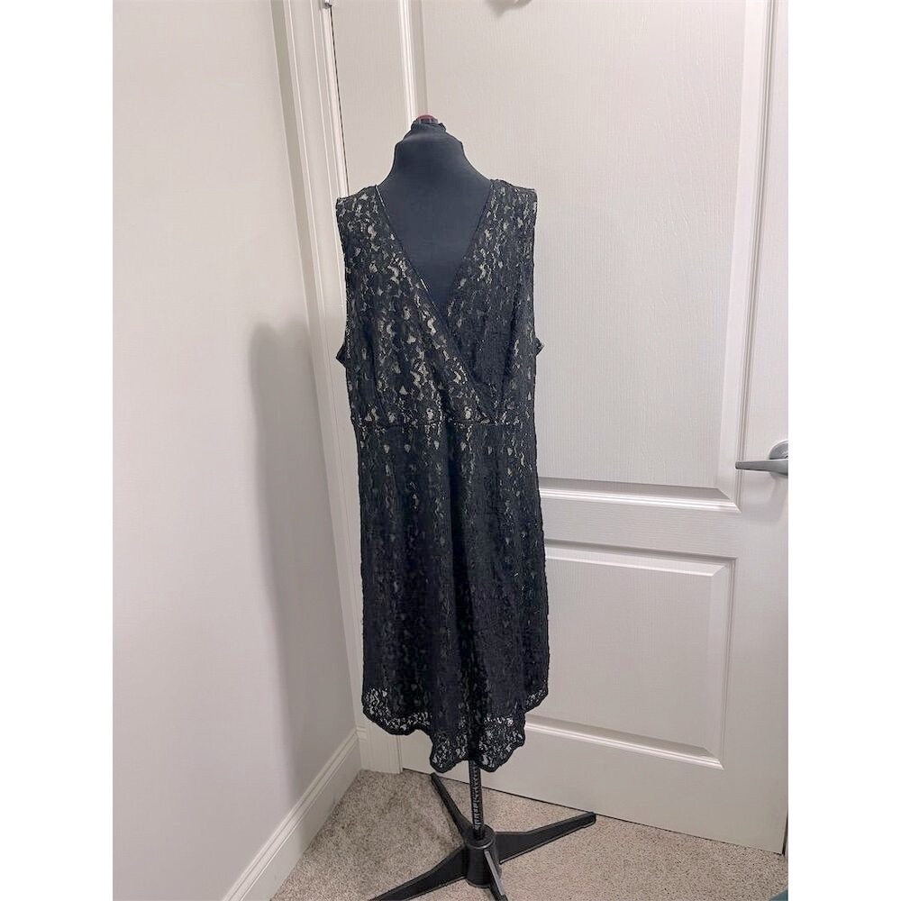 Lane Bryant Women's Size 16 Black Lace V-Neck Cocktail Dress     sku126